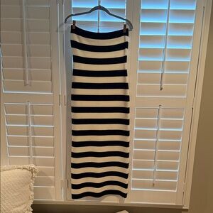 Abercrombie & Fitch Black and White Striped Pencil Skirt